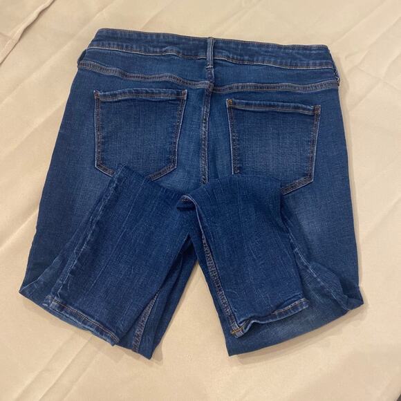 Old Navy rockstar super skinny denim size 14 inseam is  27 inches. - Picture 4 of 5